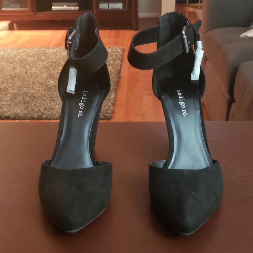 Women's shoes